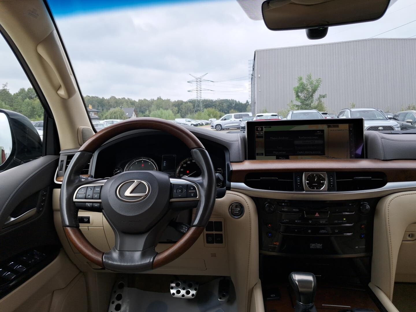 Lexus LX